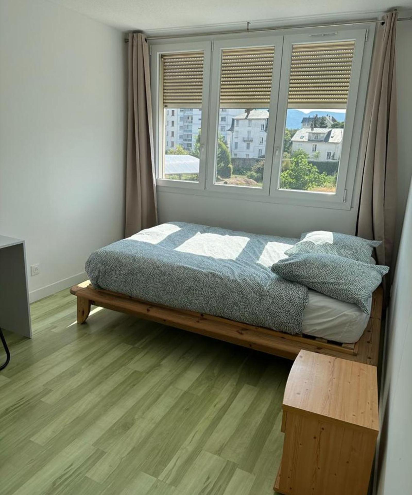 Appartement T4 Des Jardins Chambery Exterior photo